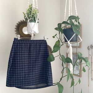 Forever 21 navy plaid skirt